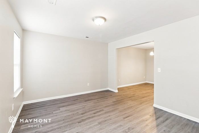 907 Tennyson Dr - Photo 5 of 17