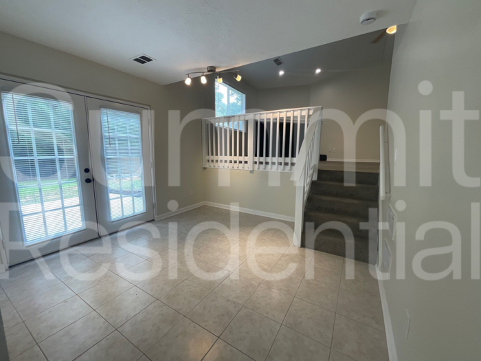 500 Maid Marion Ln - Photo 6 of 24