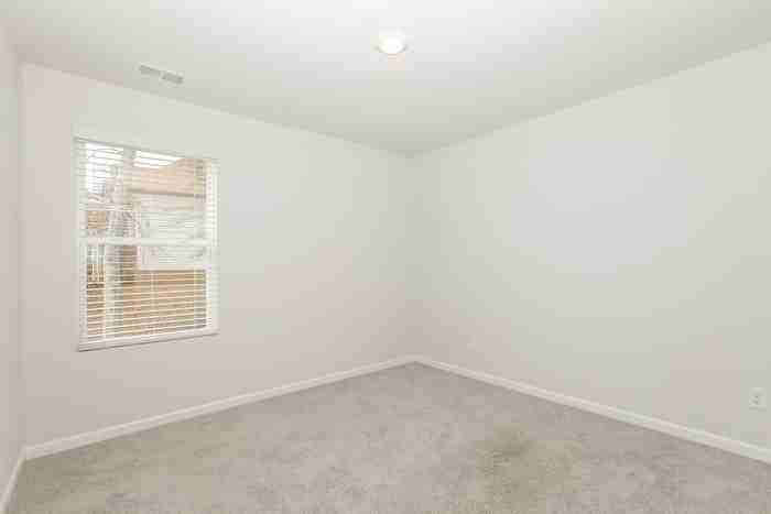 2068 Jessica Way - Photo 7 of 12