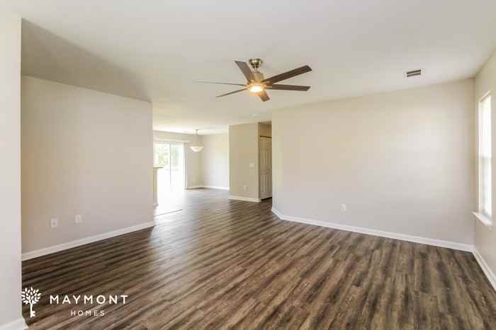 446 Dovetail Ct - Photo 4 of 12