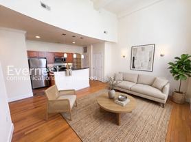 525 E Grace St #202 - Photo 1 of 1