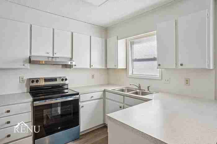 311 Bethabara Hills Dr - Photo 3 of 50