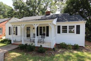 featured image of 992 Beverly Dr