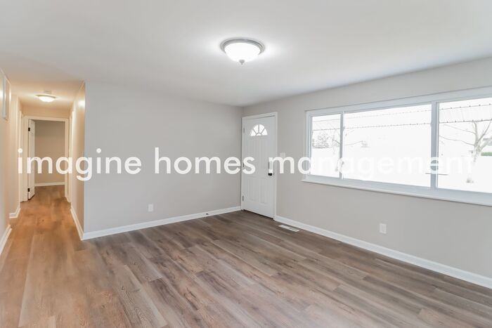 830 Ledro St - Photo 6 of 19
