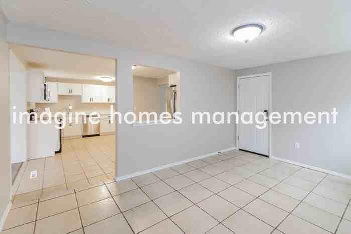 830 Ledro St - Photo 7 of 19