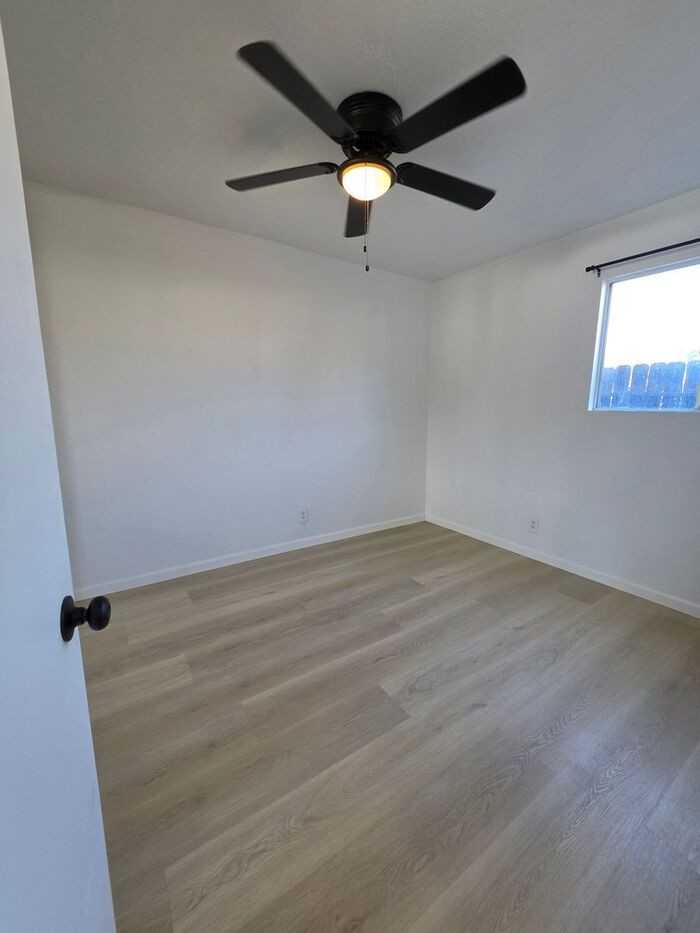 1237 Lyons Ln #C - Photo 5 of 20