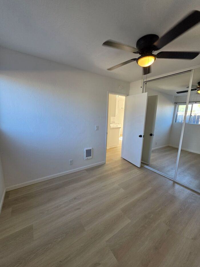 1237 Lyons Ln #C - Photo 6 of 20