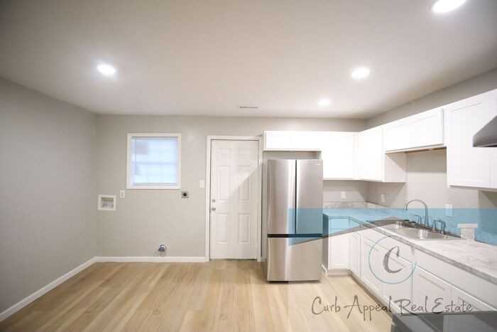 607 Stratford Dr #1 - Photo 7 of 18