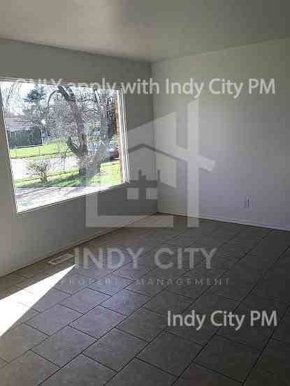 6658 E 43rd Pl - Photo 4 of 10