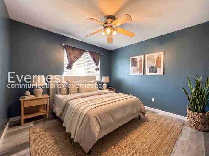 4527 Tetman Ln - Photo 5 of 24