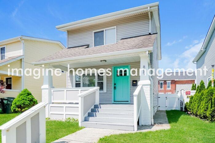 889 Heyl Ave - Photo 4 of 17