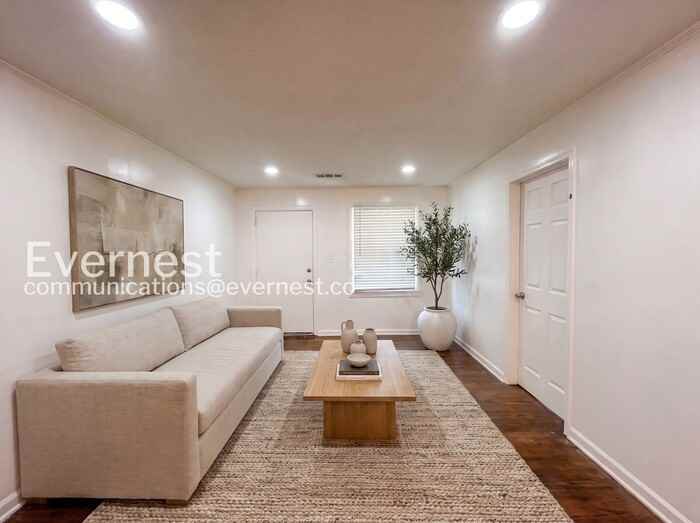 3119 Lone Oak Ave Sw - Photo 3 of 20