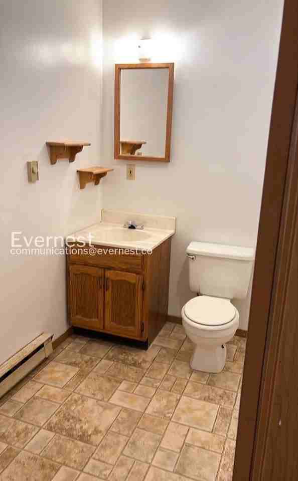 193 Glenn St #C - Photo 7 of 12