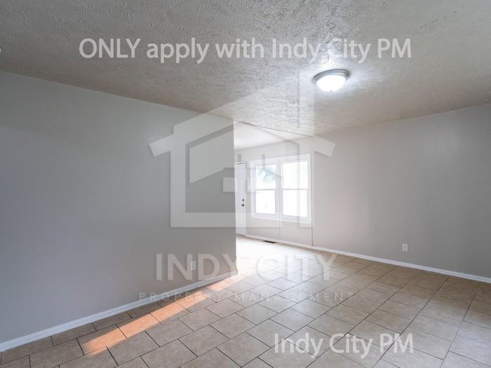 4432 Bertrand Rd - Photo 4 of 21