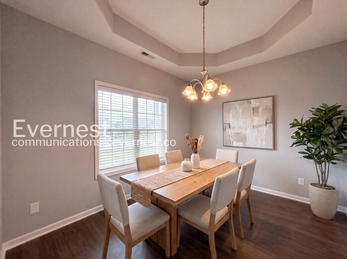 1306 Ventura Ln - Photo 3 of 26