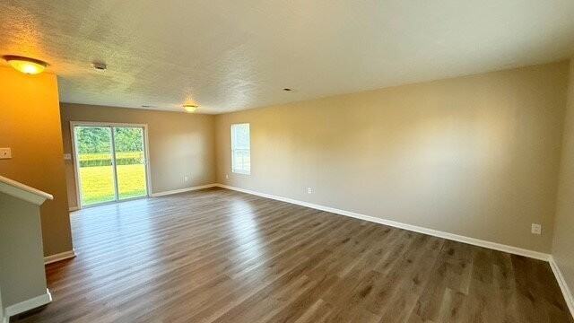 7748 Danube St - Photo 3 of 15