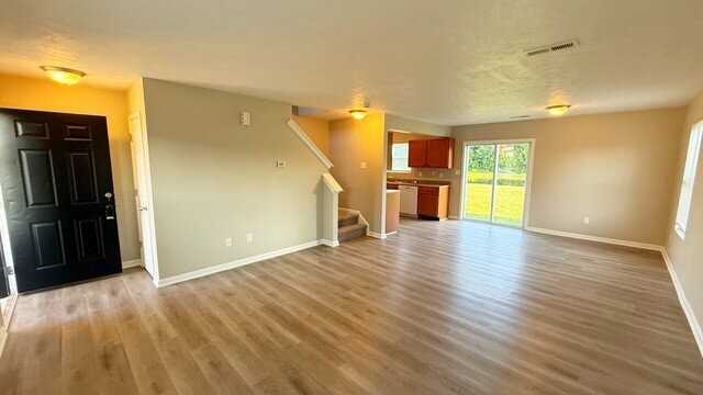 7748 Danube St - Photo 4 of 15