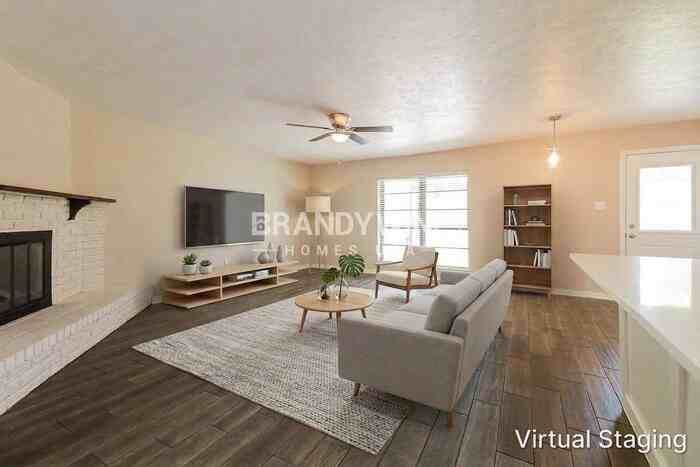 4225 Mary Jane Ln - Photo 4 of 23