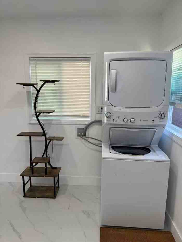 1732 Lancewood Ave #2 - Photo 5 of 6
