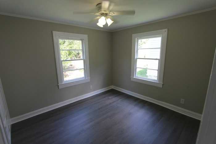 806 Green St - Photo 6 of 8
