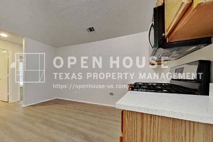 2822 White Oak Dr - Photo 7 of 20