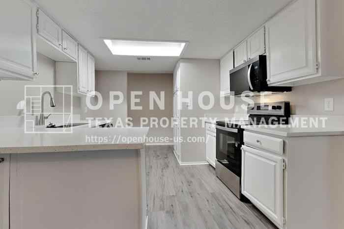 6011 Parkmeadow Dr - Photo 6 of 23