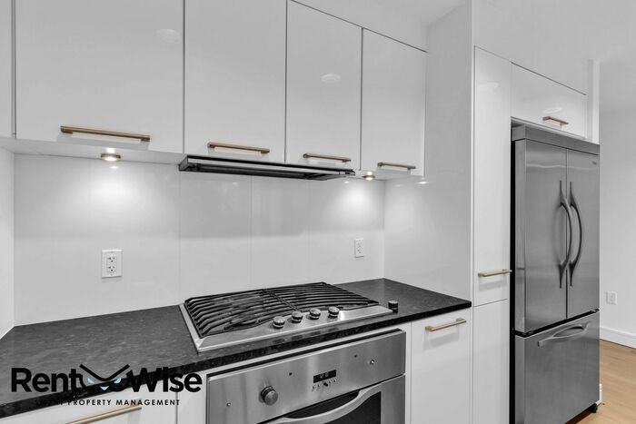 631 Folsom St - Photo 7 of 32