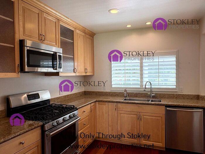 158 Cameo Dr - Photo 4 of 16
