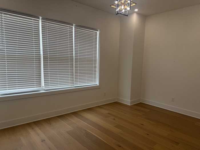1217 Ireland St #A - Photo 7 of 19