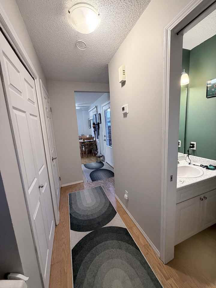 3620 - 3620 51 St Sw - Photo 5 of 6