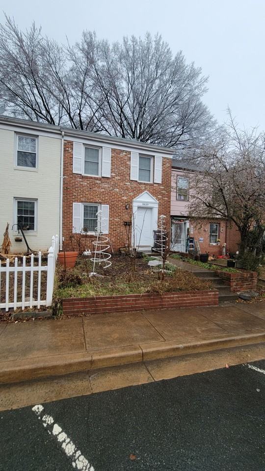 9839 Maury Ln #9839 - Photo 2 of 3