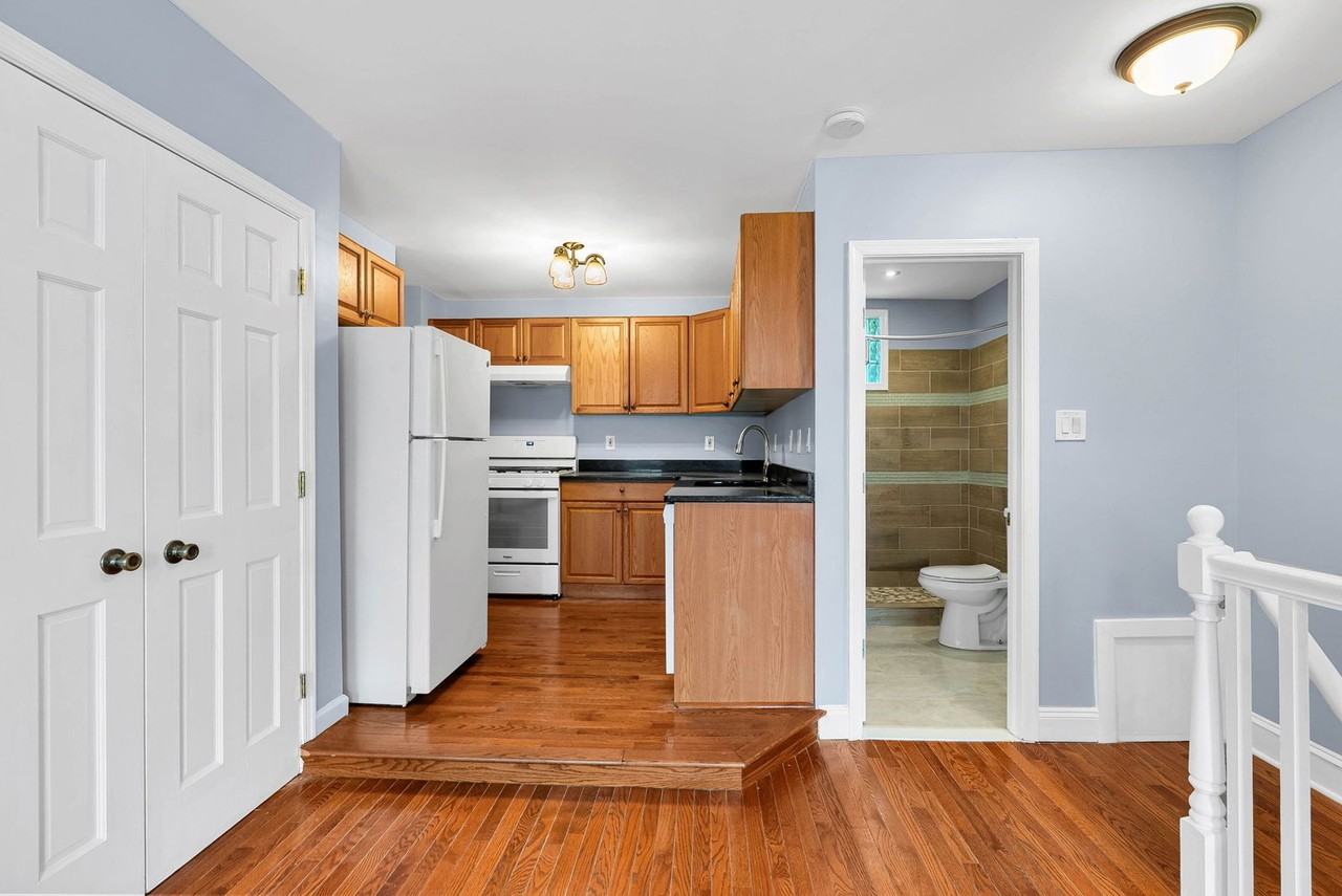537 E Girard Ave #2 - Photo 2 of 19