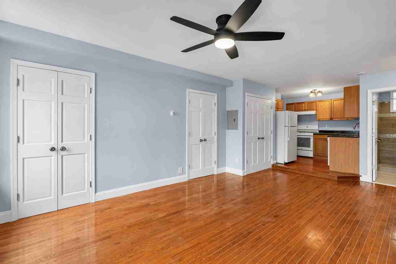 537 E Girard Ave #2 - Photo 6 of 19