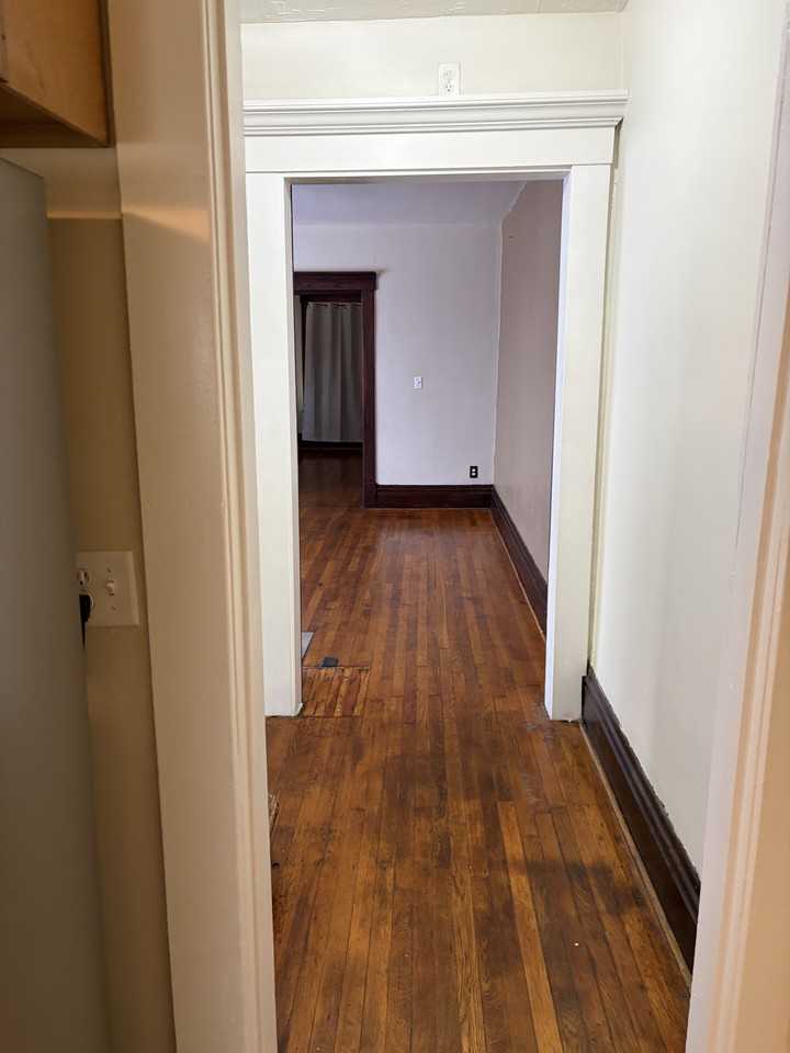 587 S Ohio Ave #587 - Photo 2 of 11
