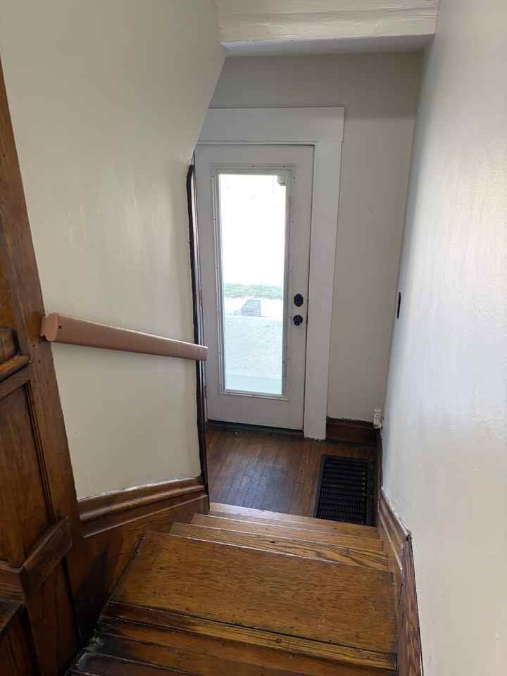 587 S Ohio Ave #587 - Photo 4 of 11