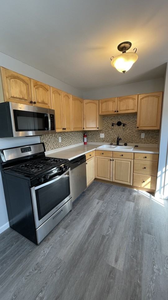 412 Mary St #NA - Photo 3 of 29