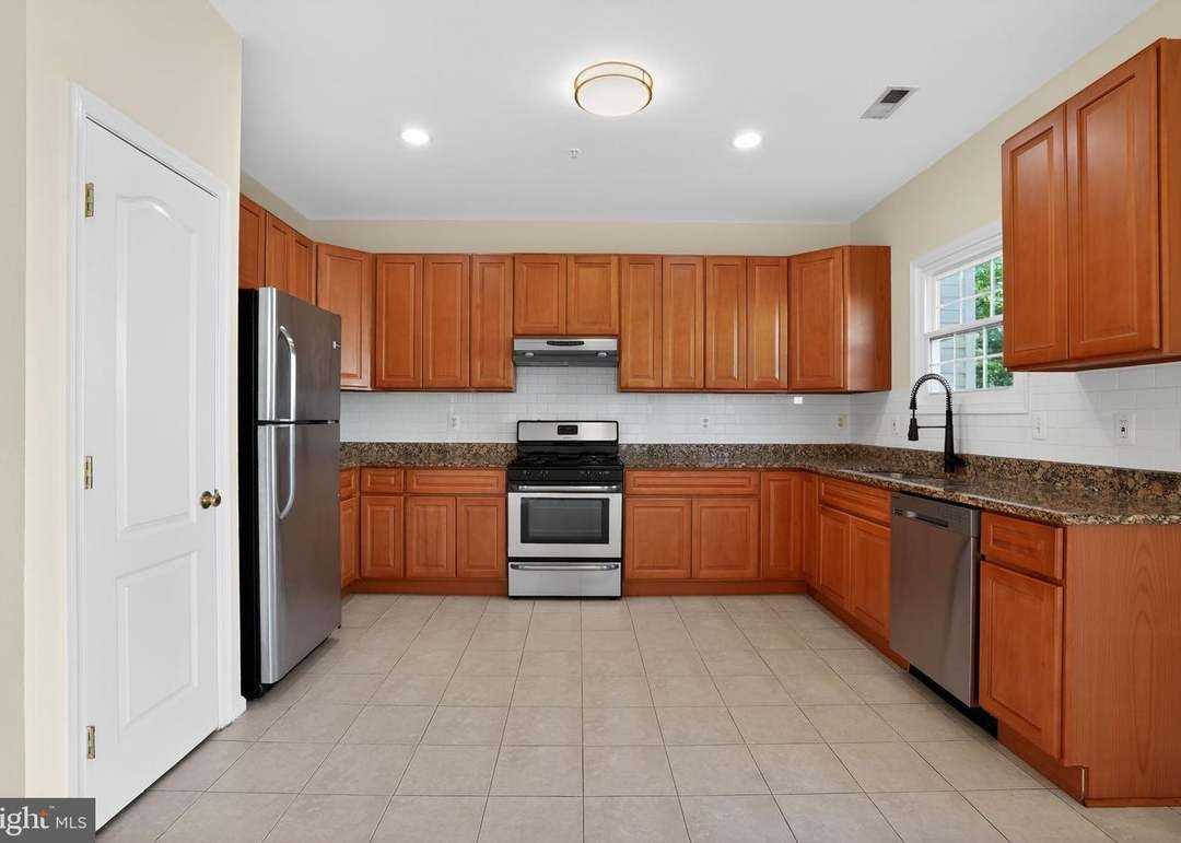 7706 Periwinkle Way #1 - Photo 5 of 9