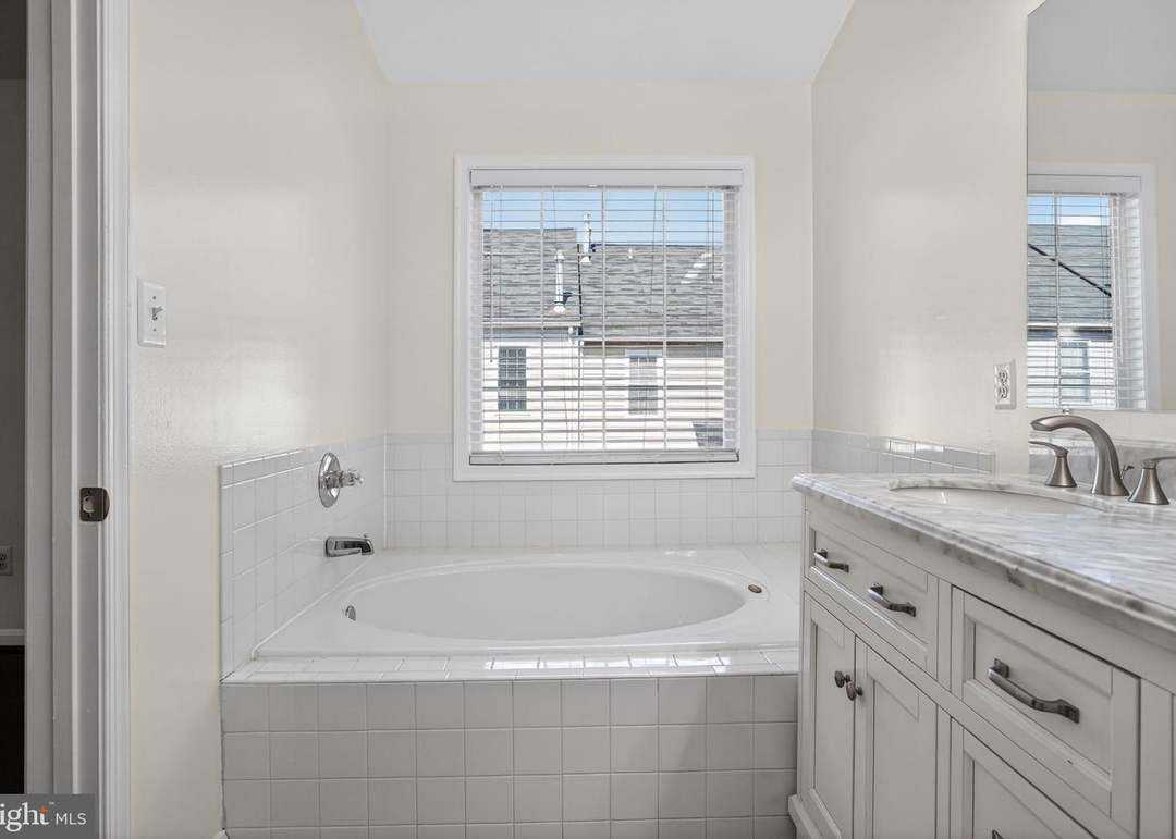 7706 Periwinkle Way #1 - Photo 7 of 9
