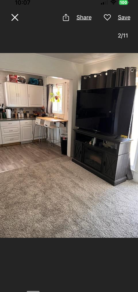 549 Grand Ave #549 - Photo 3 of 10