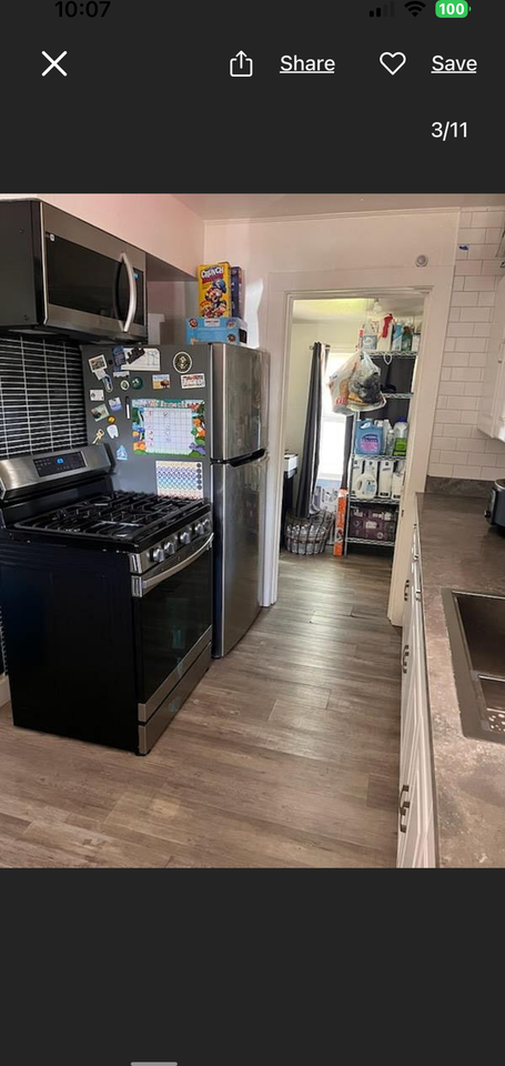 549 Grand Ave #549 - Photo 4 of 10