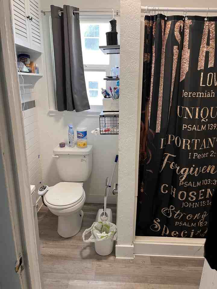 549 Grand Ave #549 - Photo 6 of 10