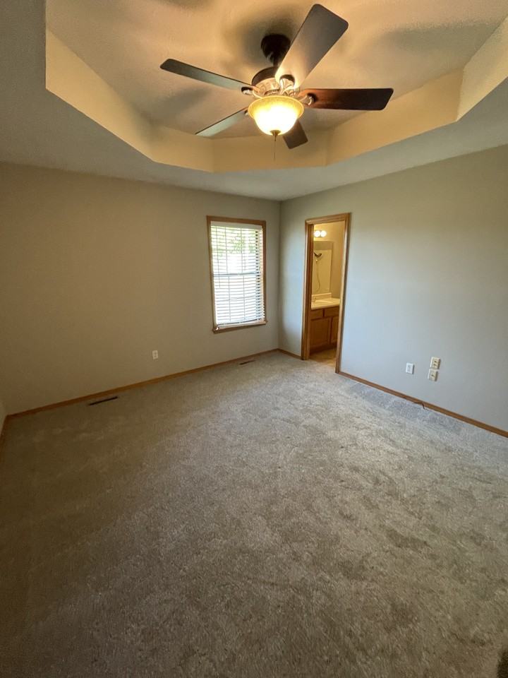 435 N Cedarwood Ave #NA - Photo 5 of 8