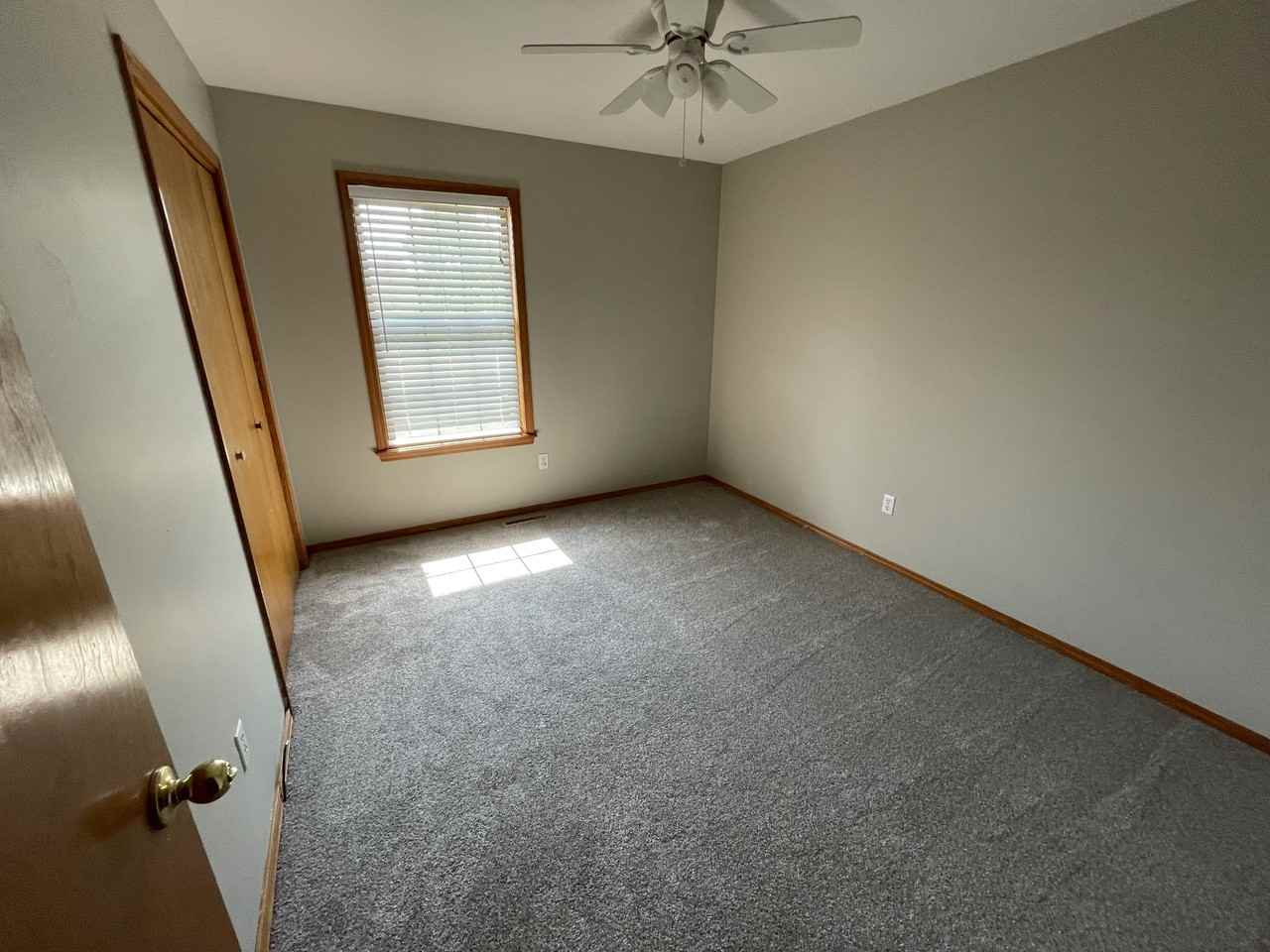 435 N Cedarwood Ave #NA - Photo 6 of 8
