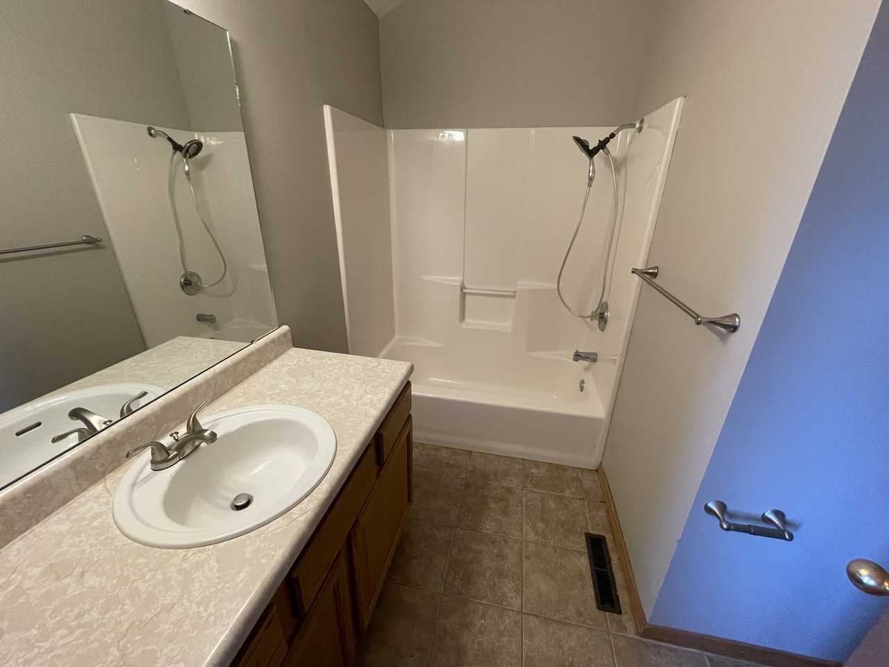 435 N Cedarwood Ave #NA - Photo 7 of 8