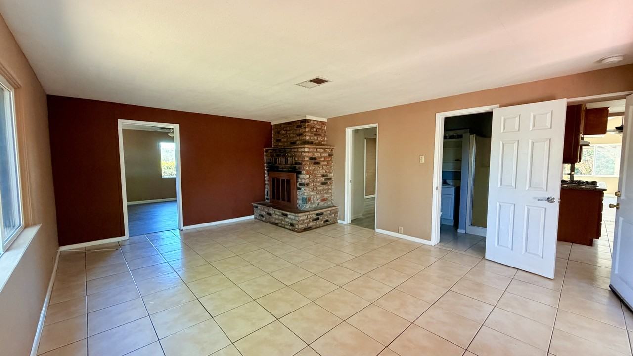 370 Las Flores Dr #NA - Photo 5 of 16