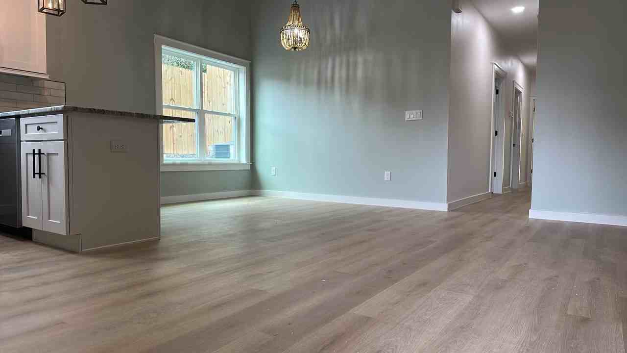 414 Emery St #414 - Photo 3 of 18