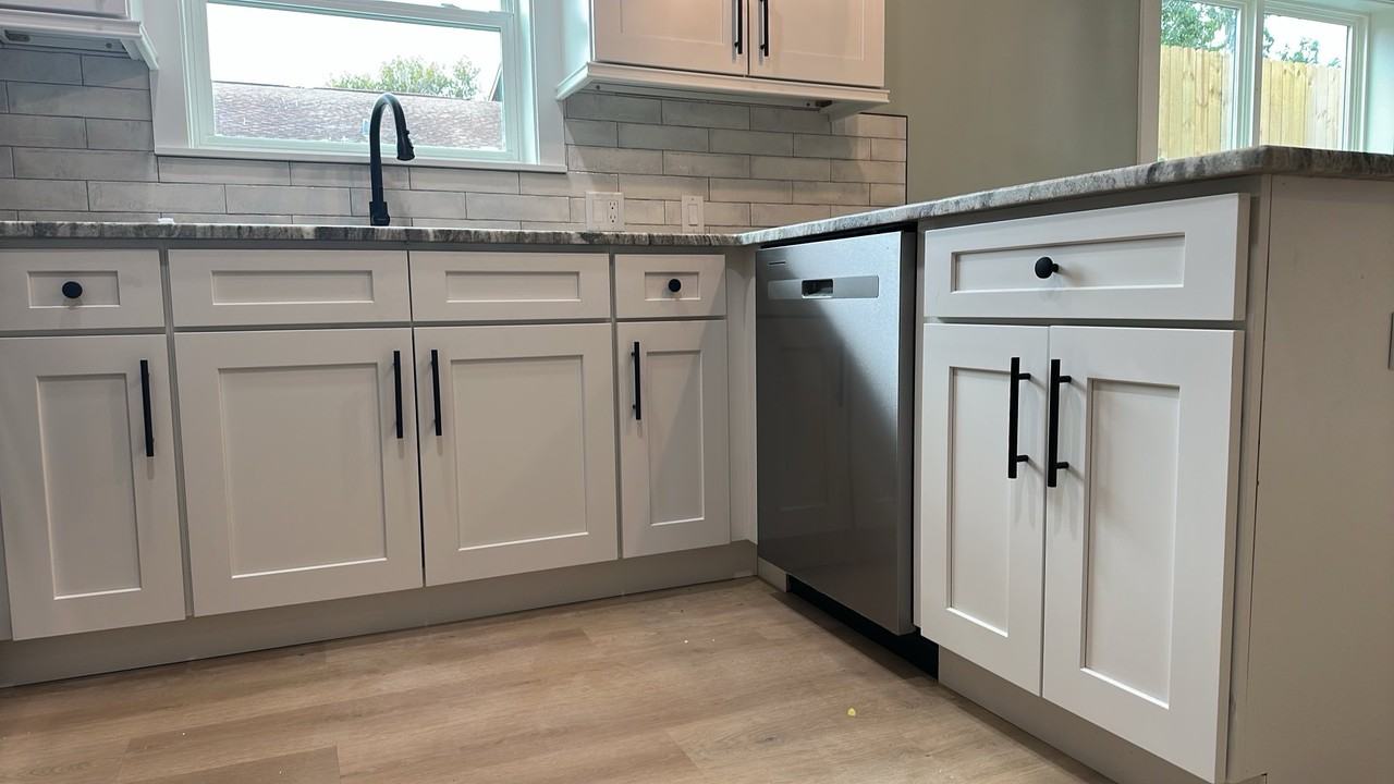 414 Emery St #414 - Photo 6 of 18