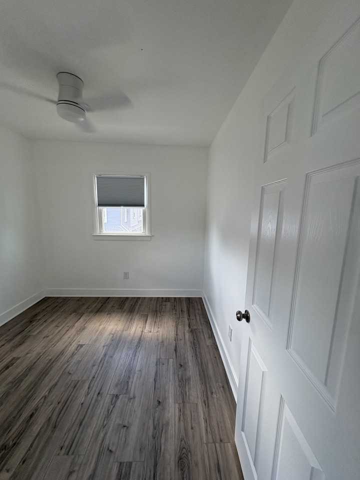120 E 22nd Ave #3 - Photo 6 of 10