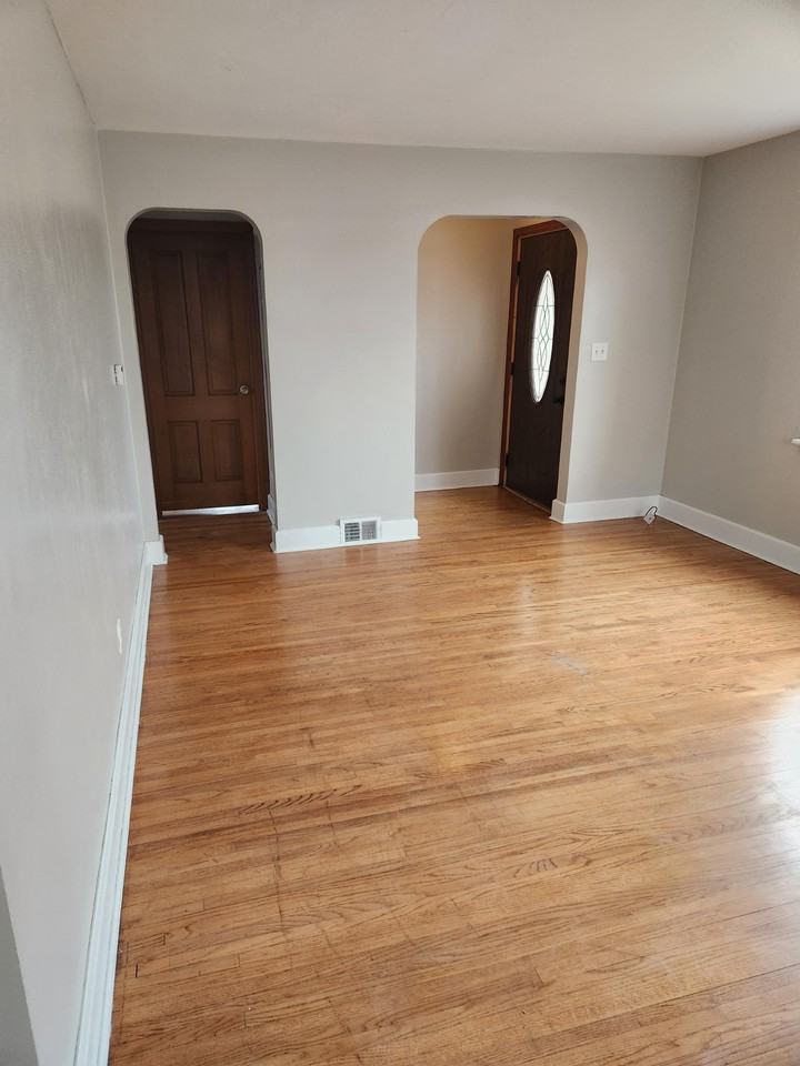 715 W College Ave #NA - Photo 2 of 15