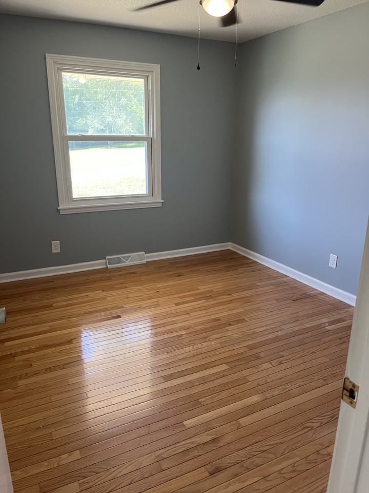 3316 Mimosa Dr #NA - Photo 4 of 15